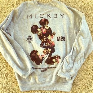 Disney Neff sweatshirt